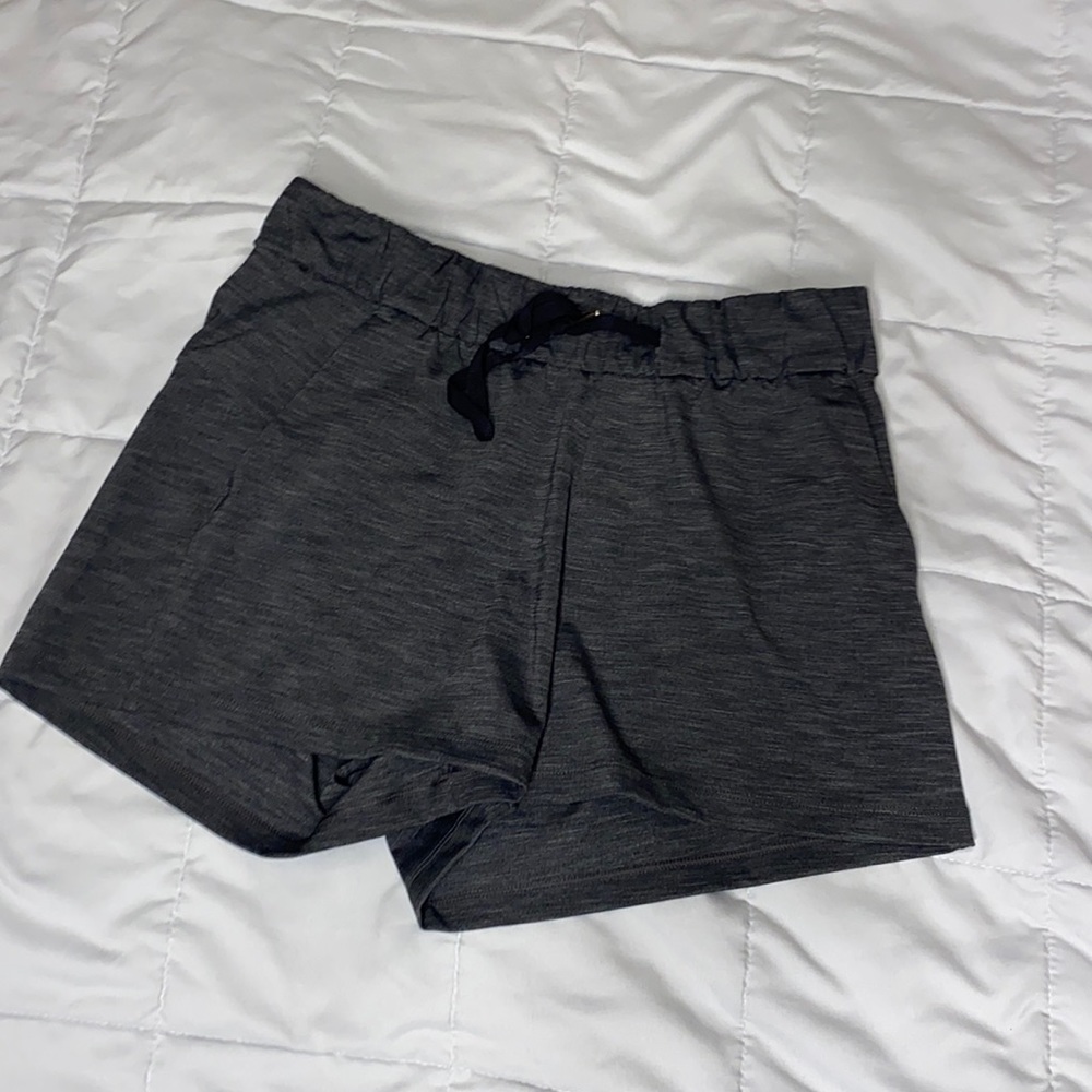 Greg Lulu Shorts
